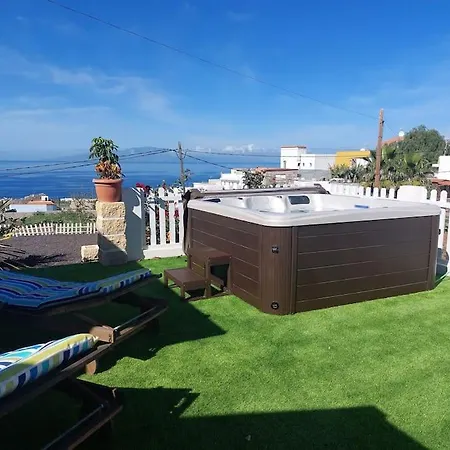 Mariposa Relax En Medio De La Naturaleza 阿德耶